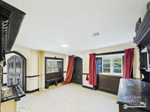 Dining Room- click for photo gallery